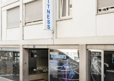 Extérieur de la salle de fitness