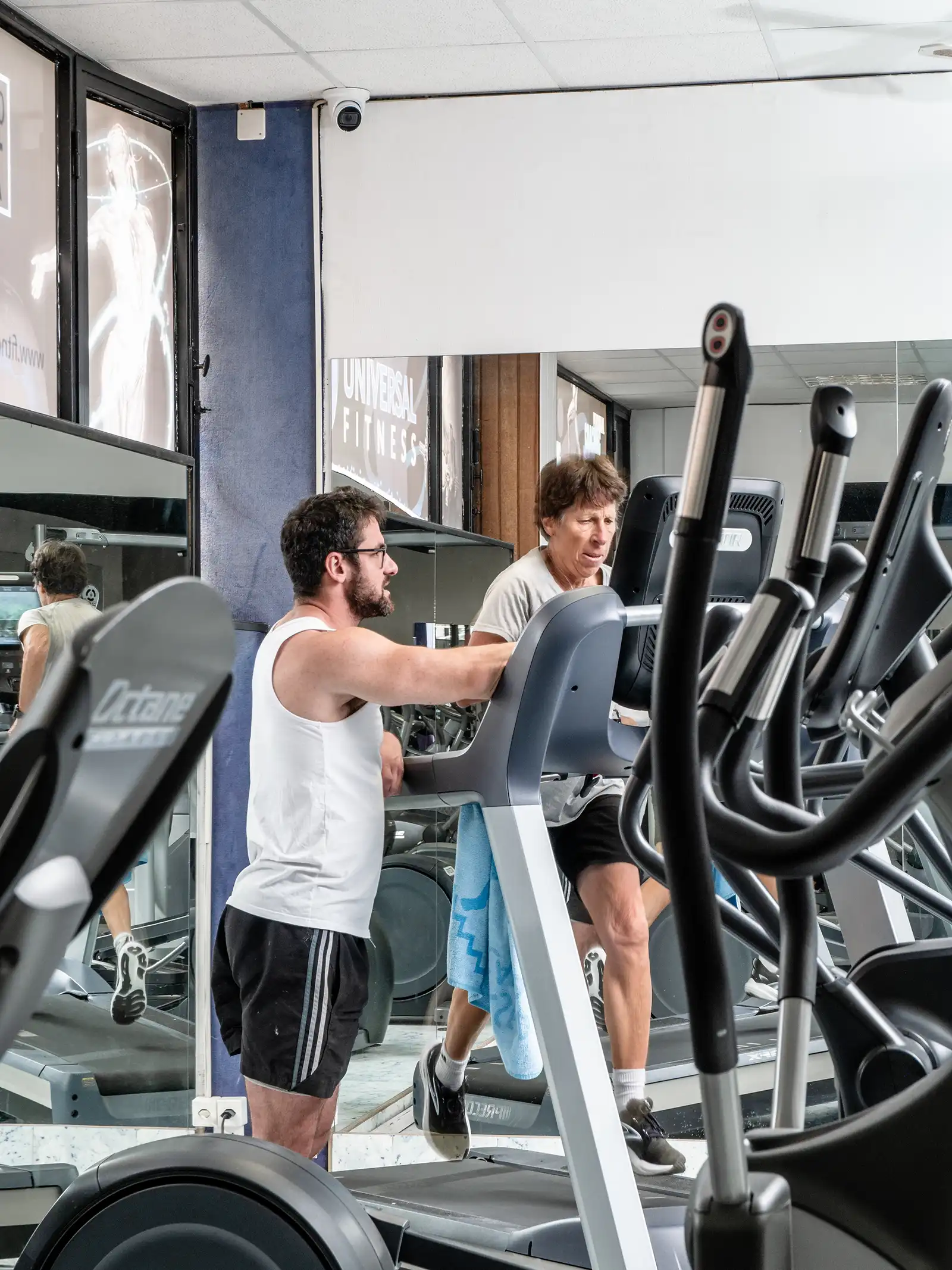 Espace de cardio 2 Espace de cardio Universal Fitness à Lausanne